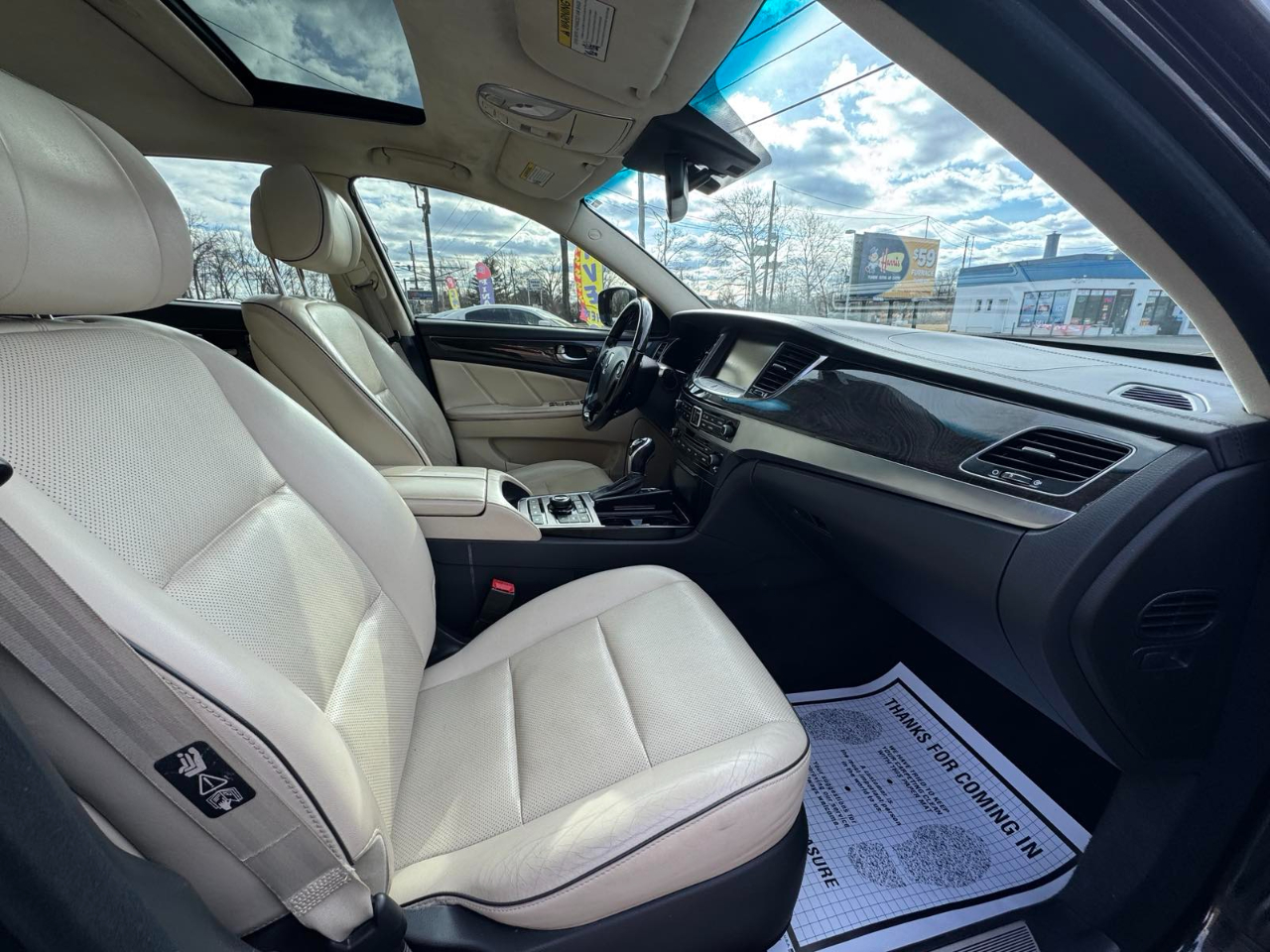 Hyundai Equus 4dr Sdn Signature 2014