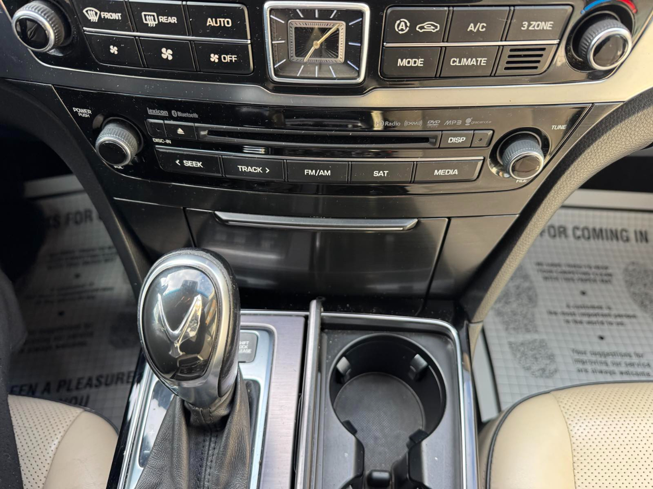 Hyundai Equus 4dr Sdn Signature 2014