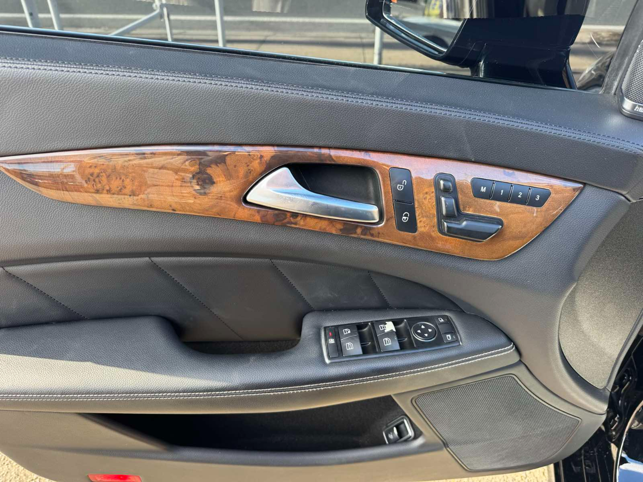 Mercedes-Benz CLS-Class 4dr Sdn CLS 550 RWD 2014