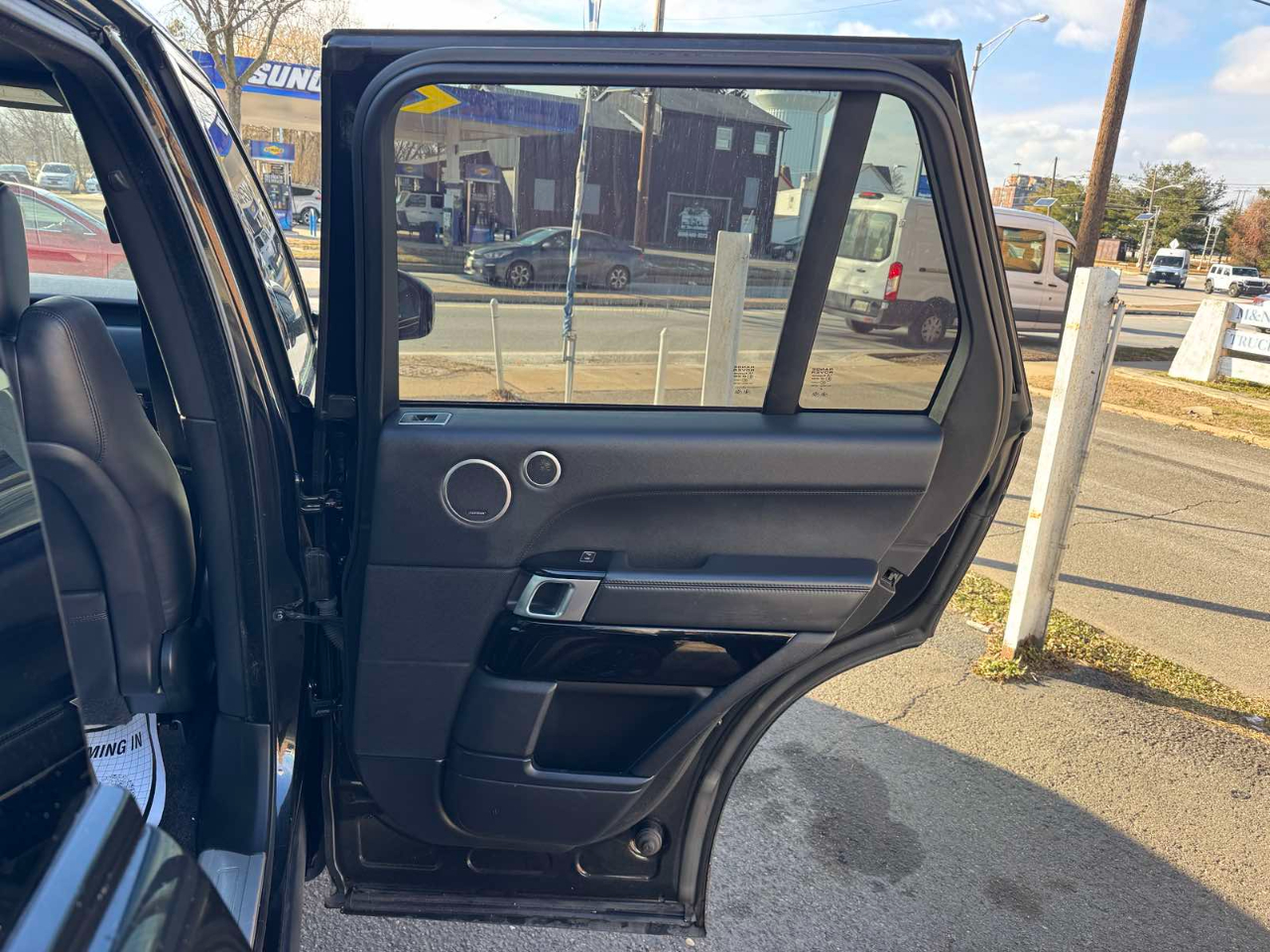 Land Rover Range Rover V8 Supercharged SWB 2017