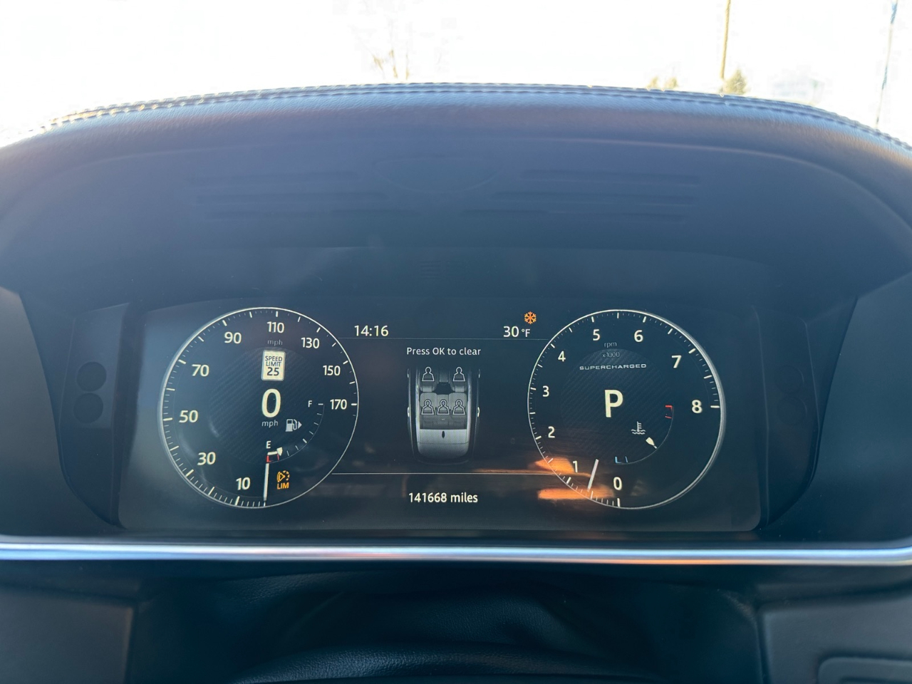 Land Rover Range Rover V8 Supercharged SWB 2017