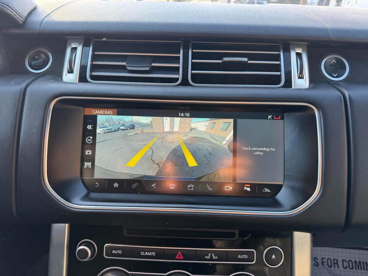 Land Rover Range Rover V8 Supercharged SWB 2017