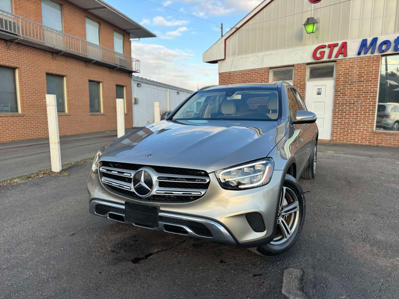 Mercedes-Benz GLC GLC 300 4MATIC SUV 2020