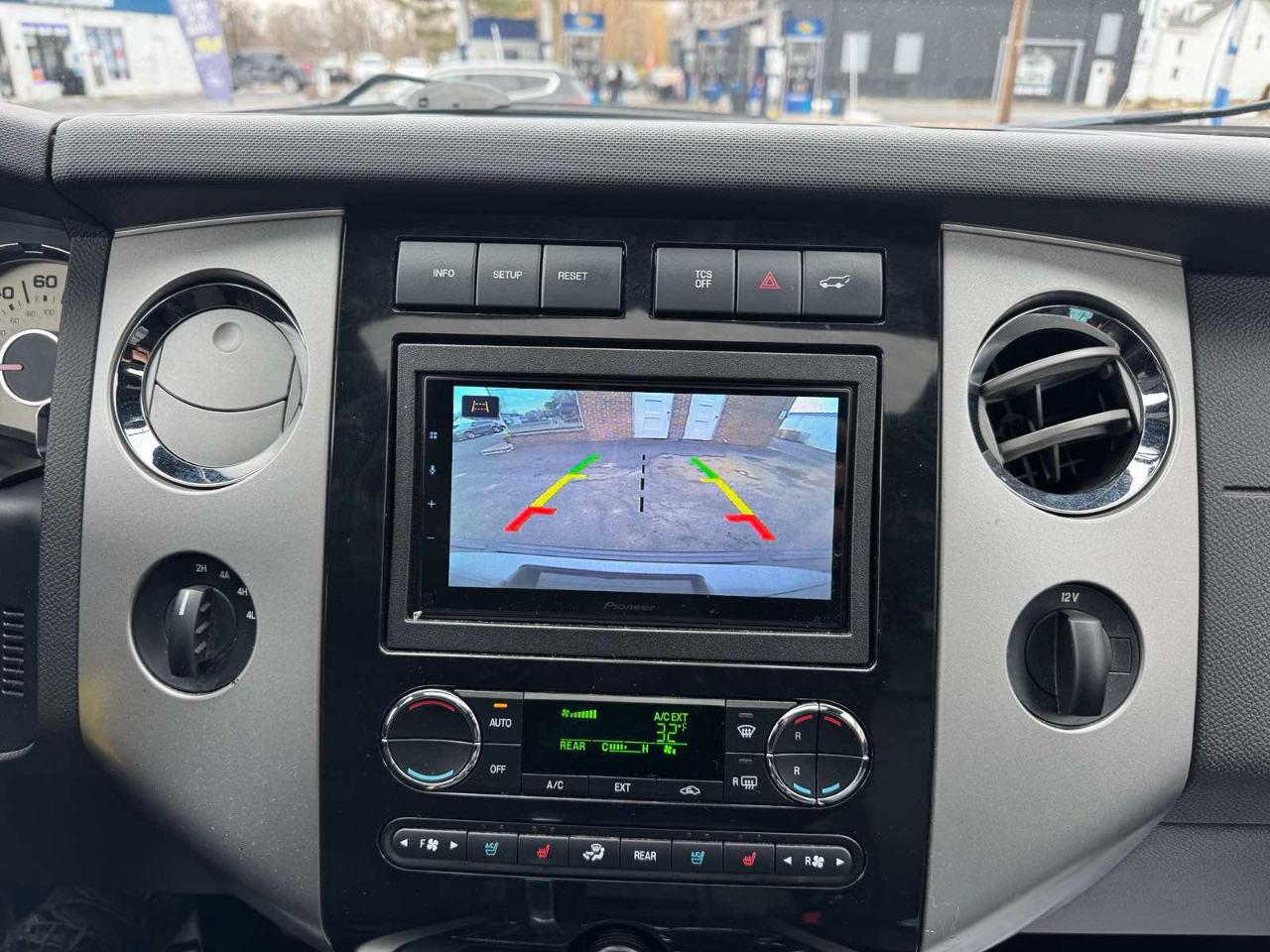 Ford Expedition 4WD 4dr Limited 2014