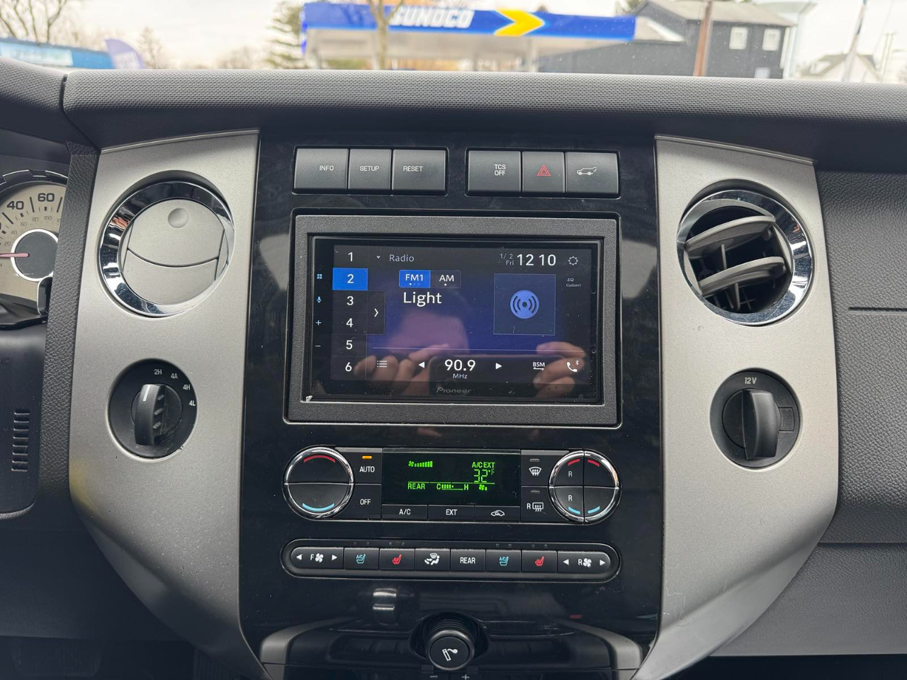 Ford Expedition 4WD 4dr Limited 2014