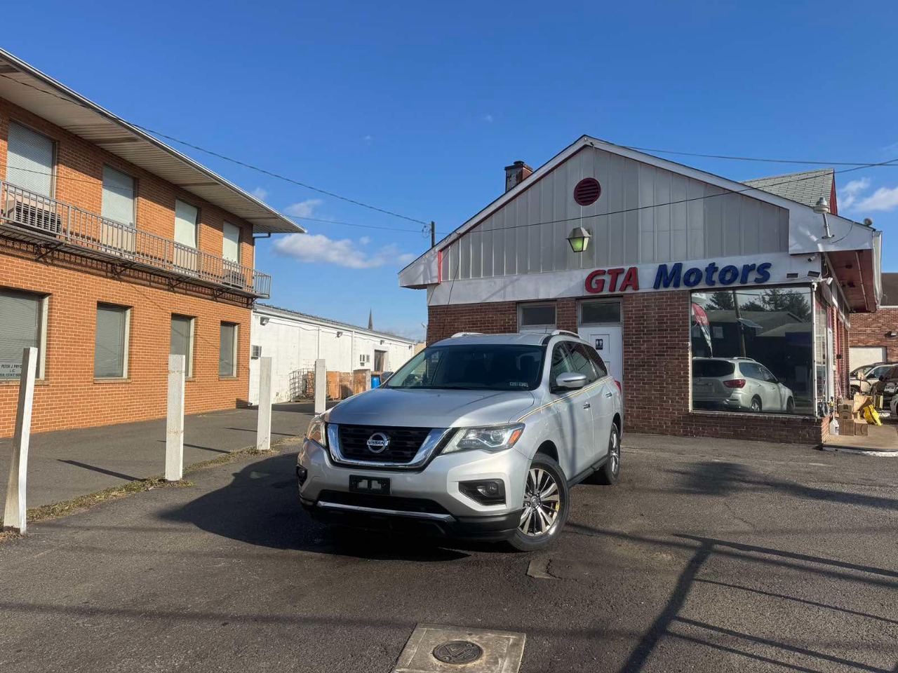 Nissan Pathfinder 4x4 SV 2018