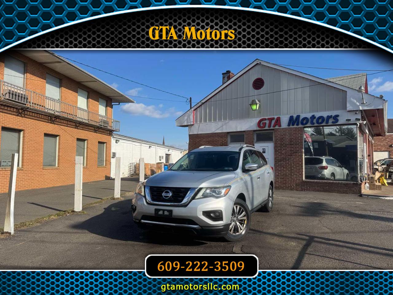 Nissan Pathfinder 4x4 SV 2018