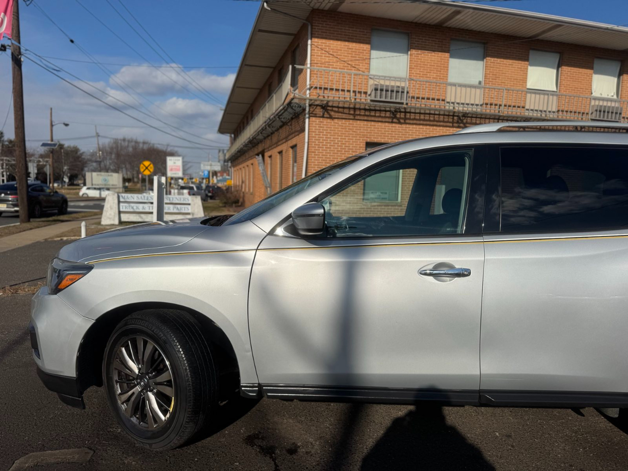 Nissan Pathfinder 4x4 SV 2018