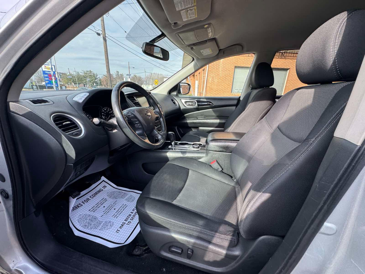 Nissan Pathfinder 4x4 SV 2018