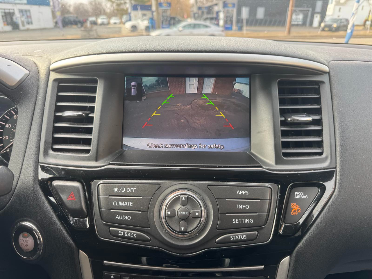 Nissan Pathfinder 4x4 SV 2018