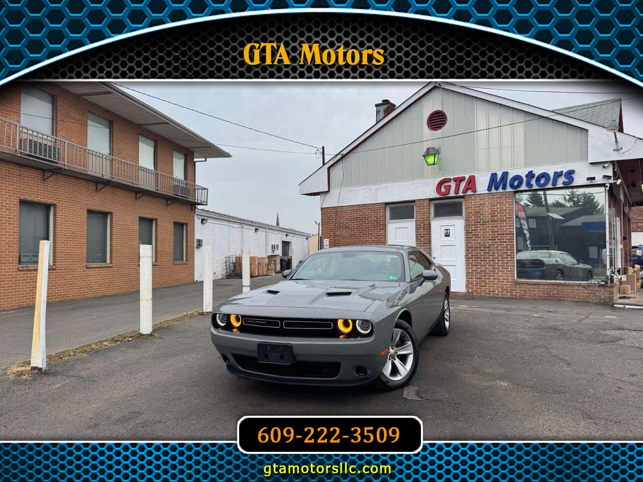 Dodge Challenger SXT RWD 2019