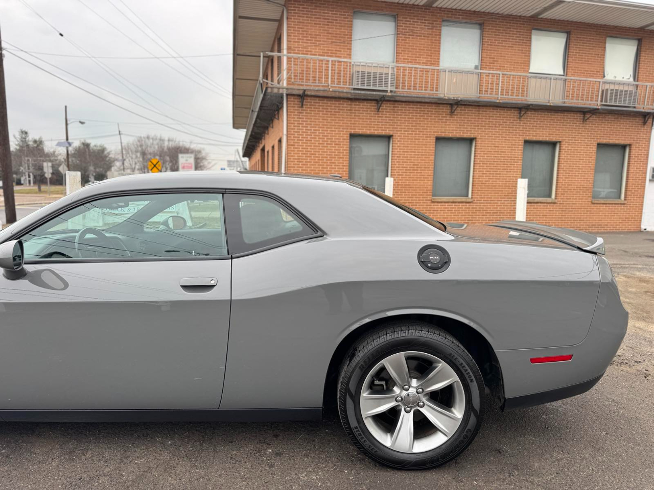 Dodge Challenger SXT RWD 2019