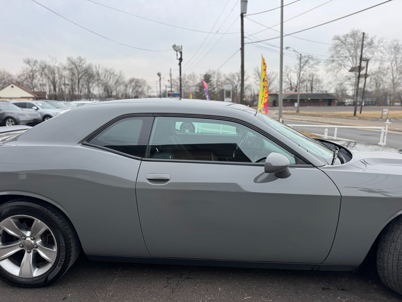 Dodge Challenger SXT RWD 2019