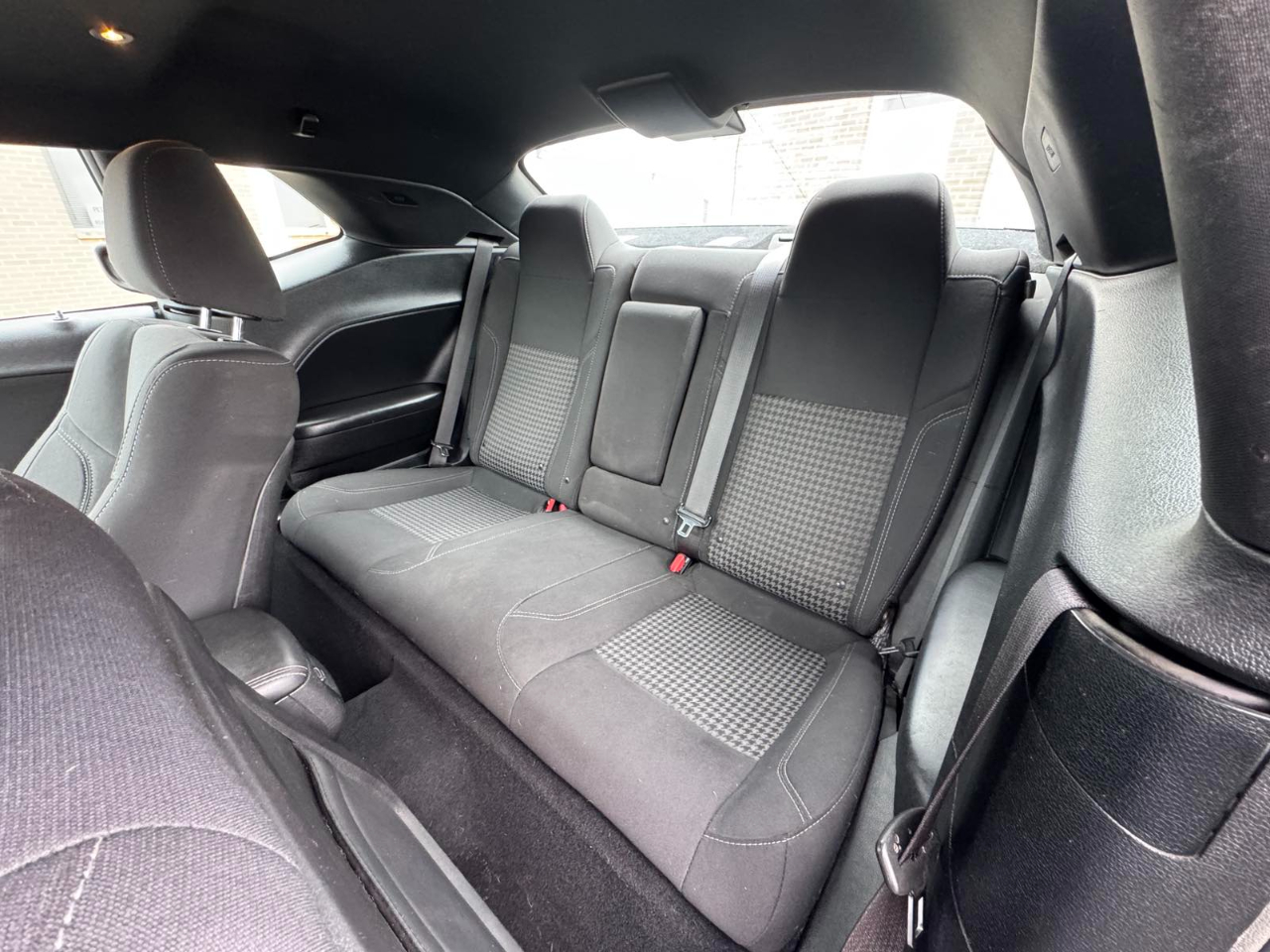 Dodge Challenger SXT RWD 2019