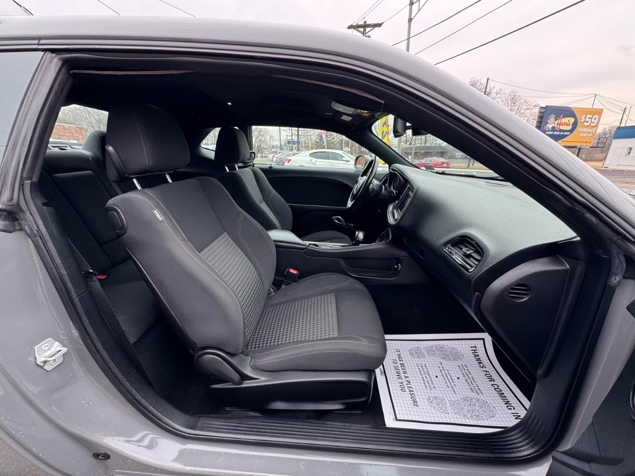 Dodge Challenger SXT RWD 2019