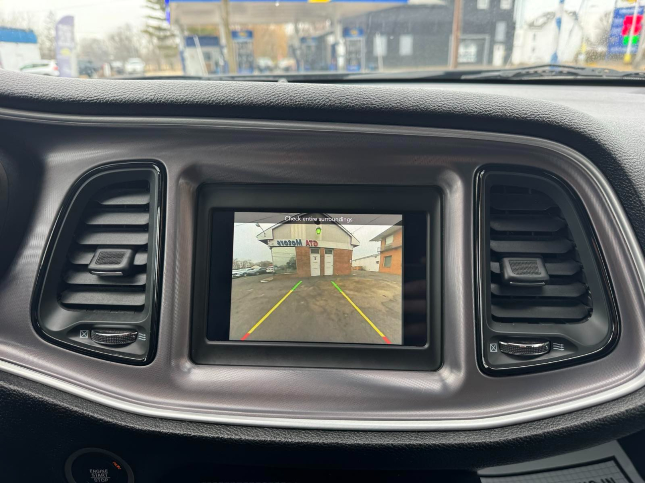 Dodge Challenger SXT RWD 2019