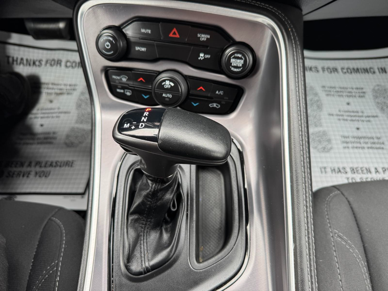 Dodge Challenger SXT RWD 2019