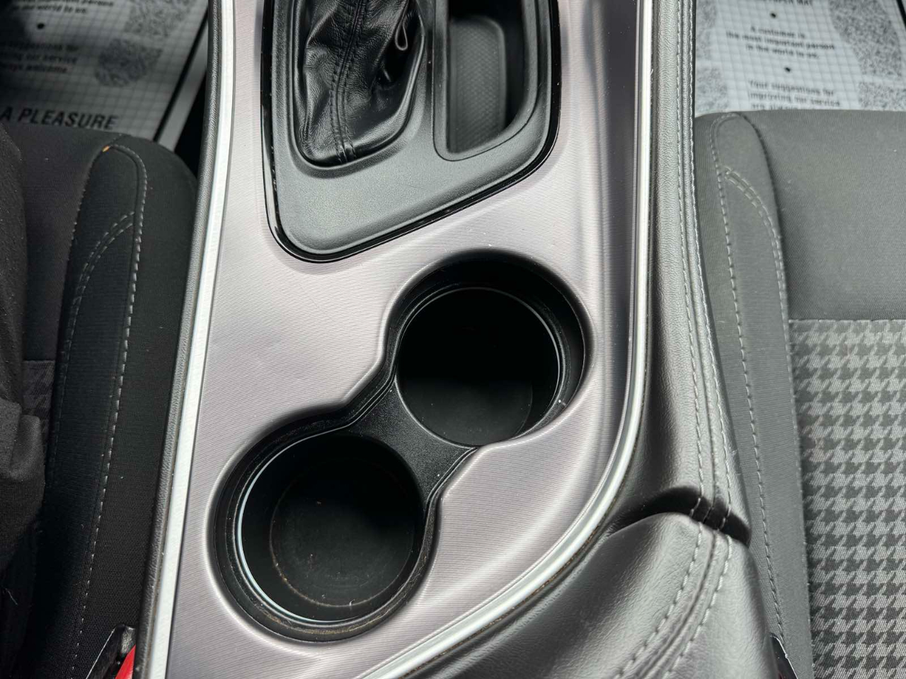 Dodge Challenger SXT RWD 2019