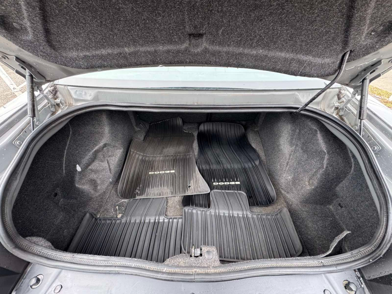 Dodge Challenger SXT RWD 2019