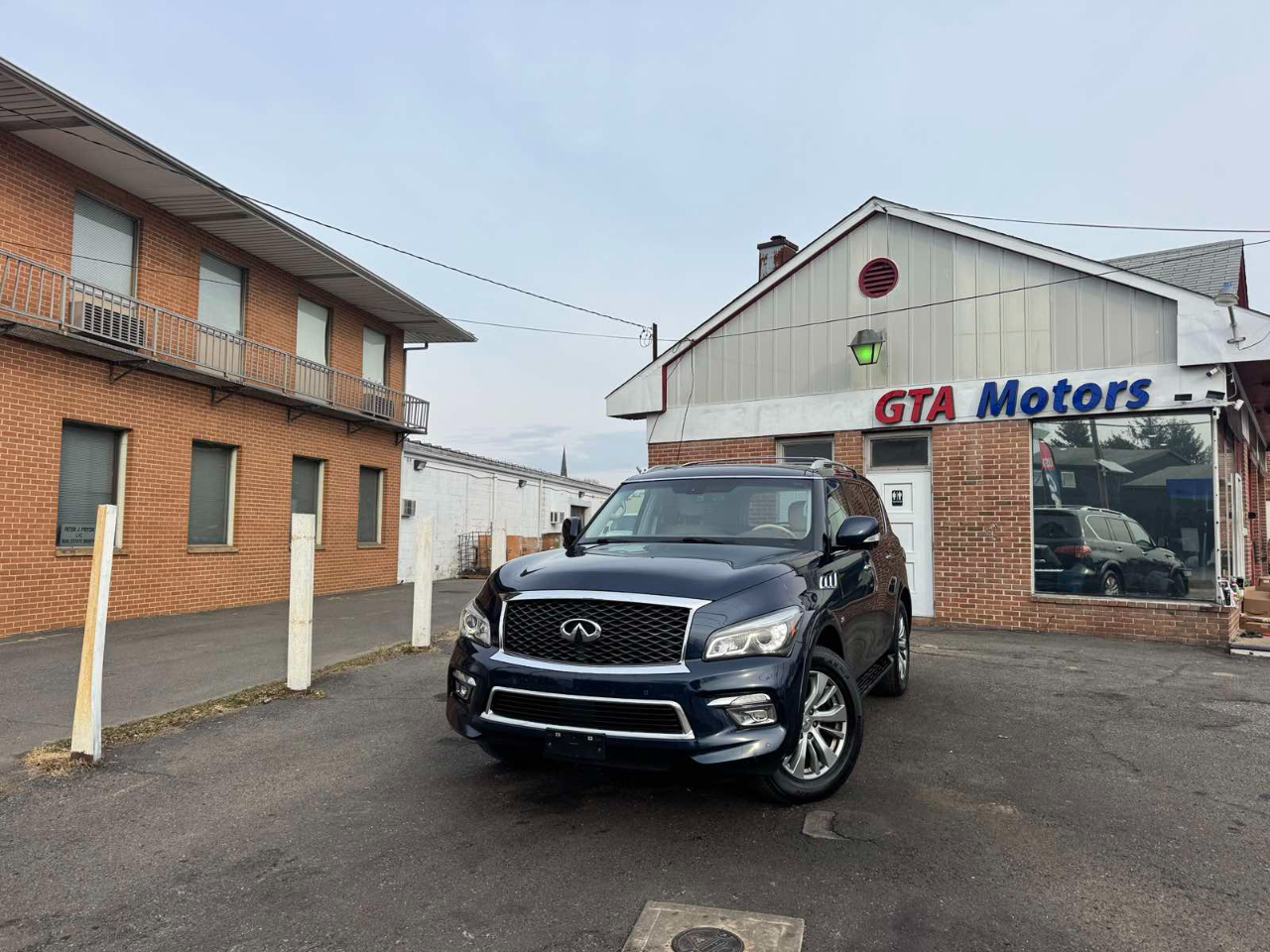 Infiniti QX80 4WD 4dr 2016