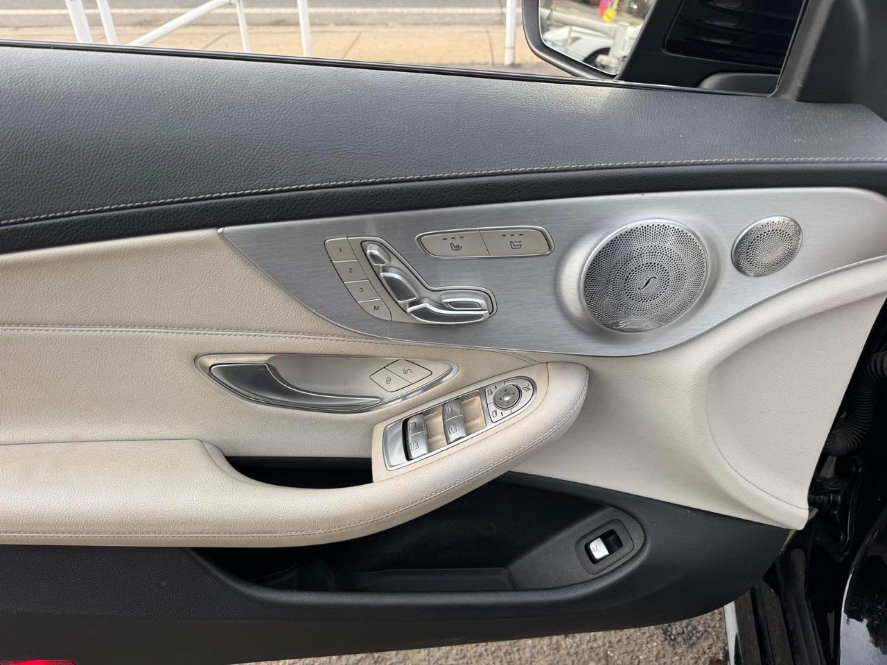 Mercedes-Benz C-Class C 300 4MATIC Cabriolet 2017