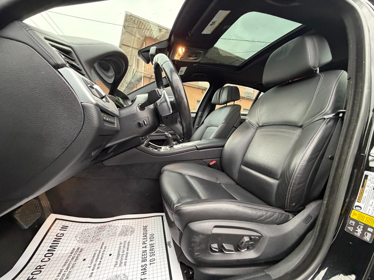 BMW 5 Series 4dr Sdn 550i xDrive AWD 2015