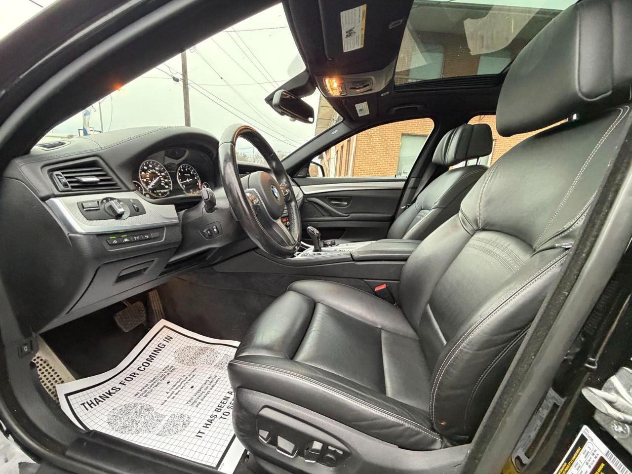 BMW 5 Series 4dr Sdn 550i xDrive AWD 2015