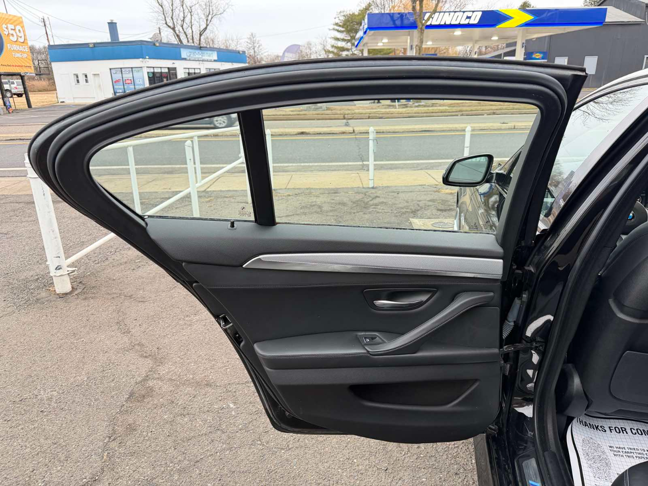 BMW 5 Series 4dr Sdn 550i xDrive AWD 2015