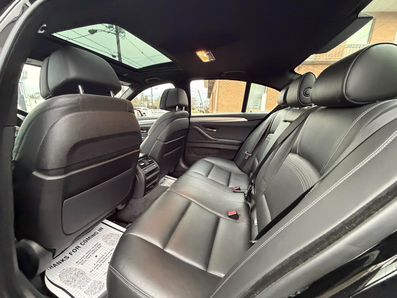 BMW 5 Series 4dr Sdn 550i xDrive AWD 2015