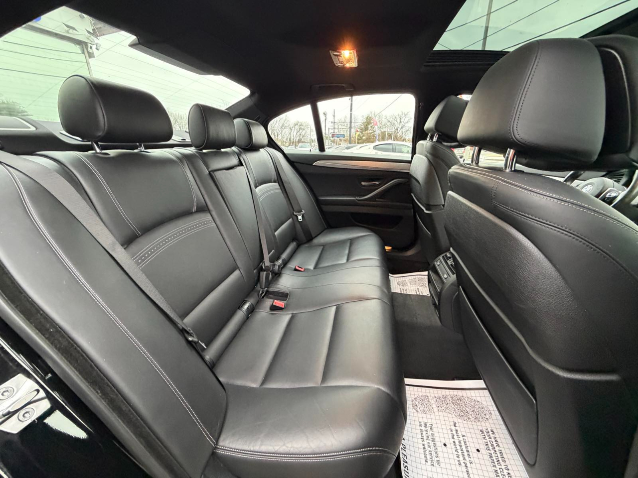 BMW 5 Series 4dr Sdn 550i xDrive AWD 2015