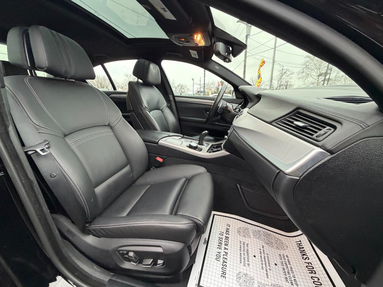 BMW 5 Series 4dr Sdn 550i xDrive AWD 2015