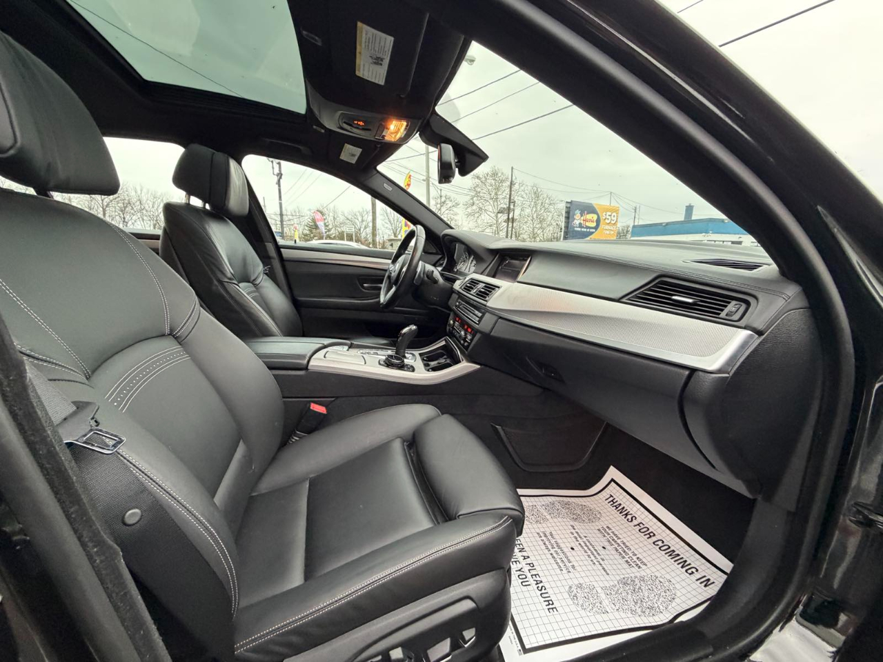 BMW 5 Series 4dr Sdn 550i xDrive AWD 2015