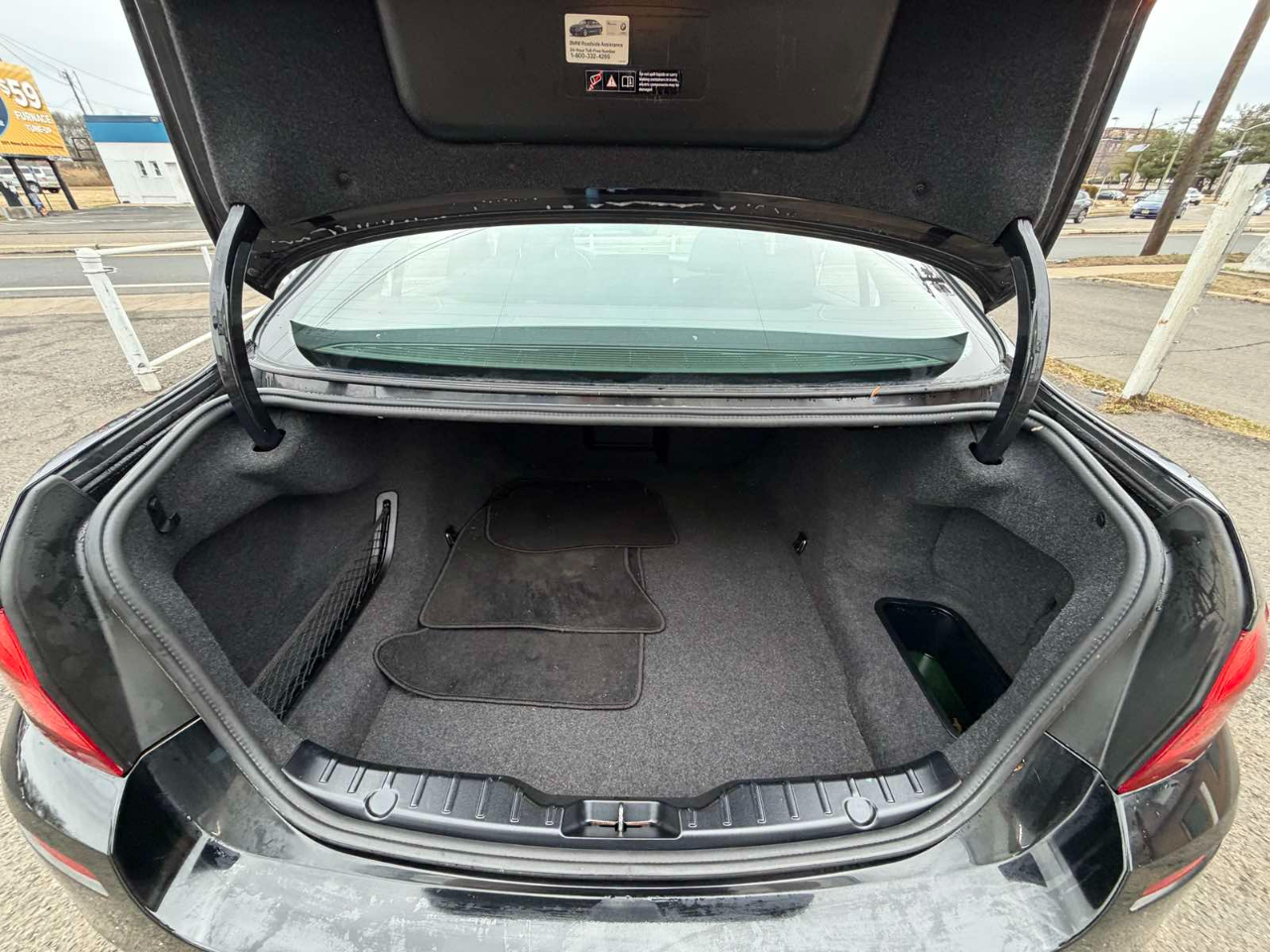 BMW 5 Series 4dr Sdn 550i xDrive AWD 2015