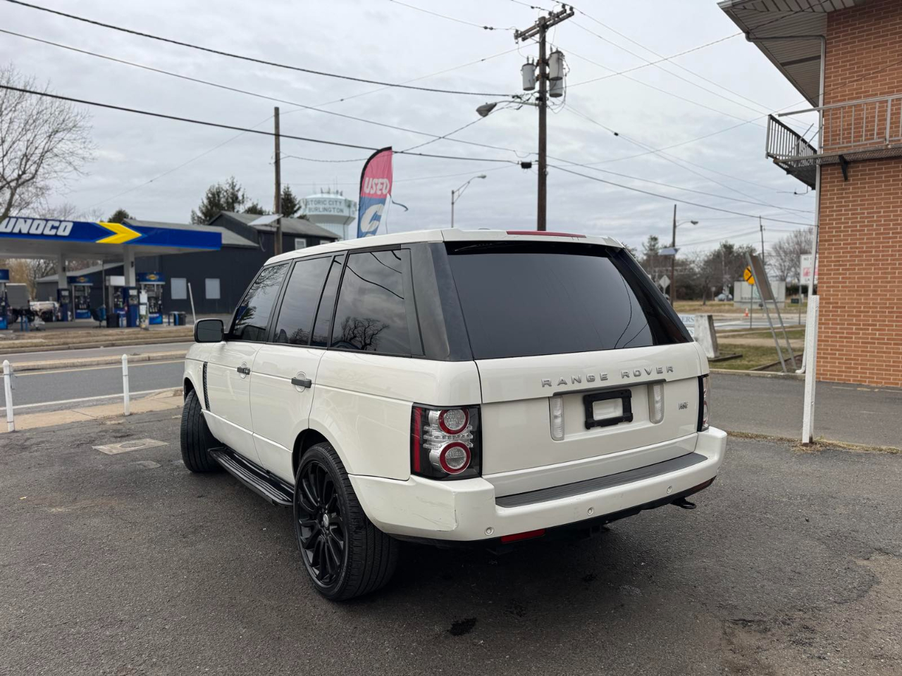Land Rover Range Rover 4WD 4dr HSE LUX 2010