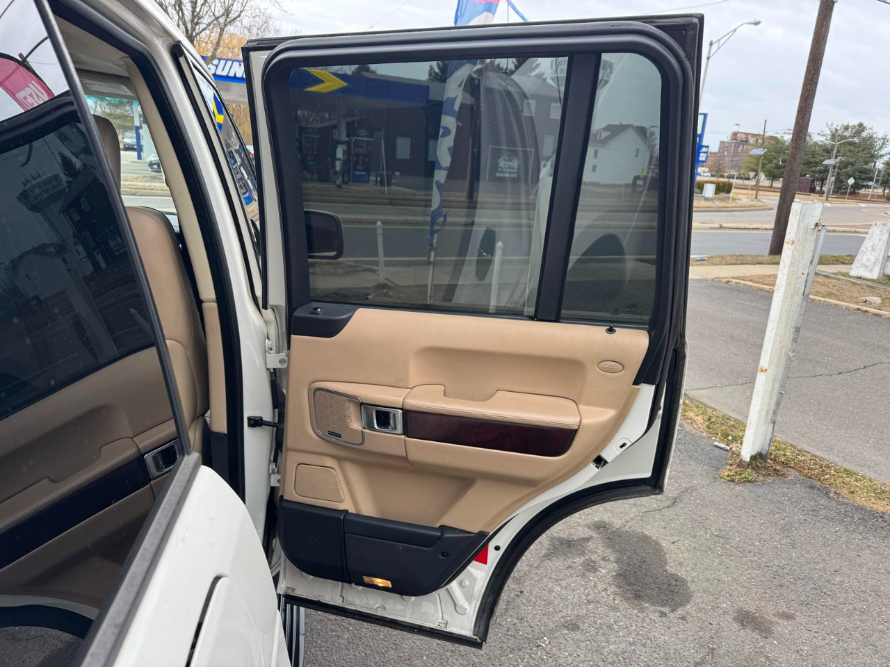 Land Rover Range Rover 4WD 4dr HSE LUX 2010