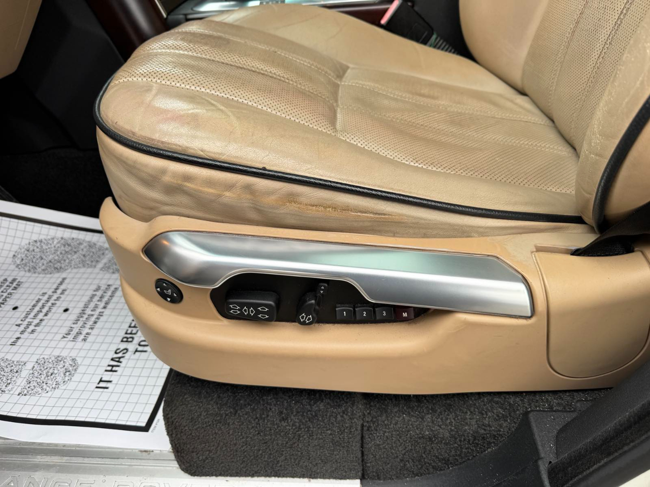 Land Rover Range Rover 4WD 4dr HSE LUX 2010