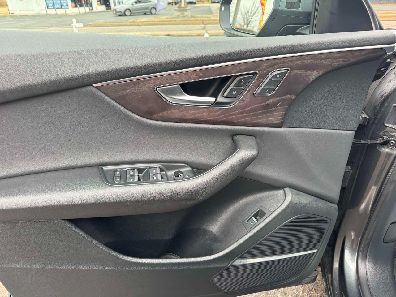 Audi Q8 Premium Plus 55 TFSI quattro 2019