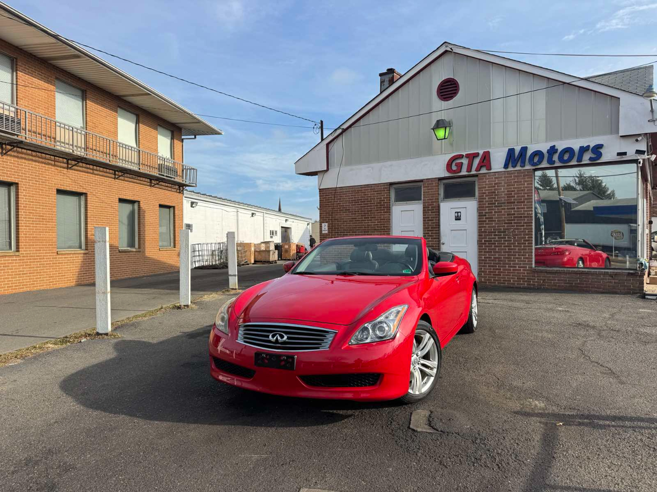 Infiniti G37 Convertible 2dr Base 2009