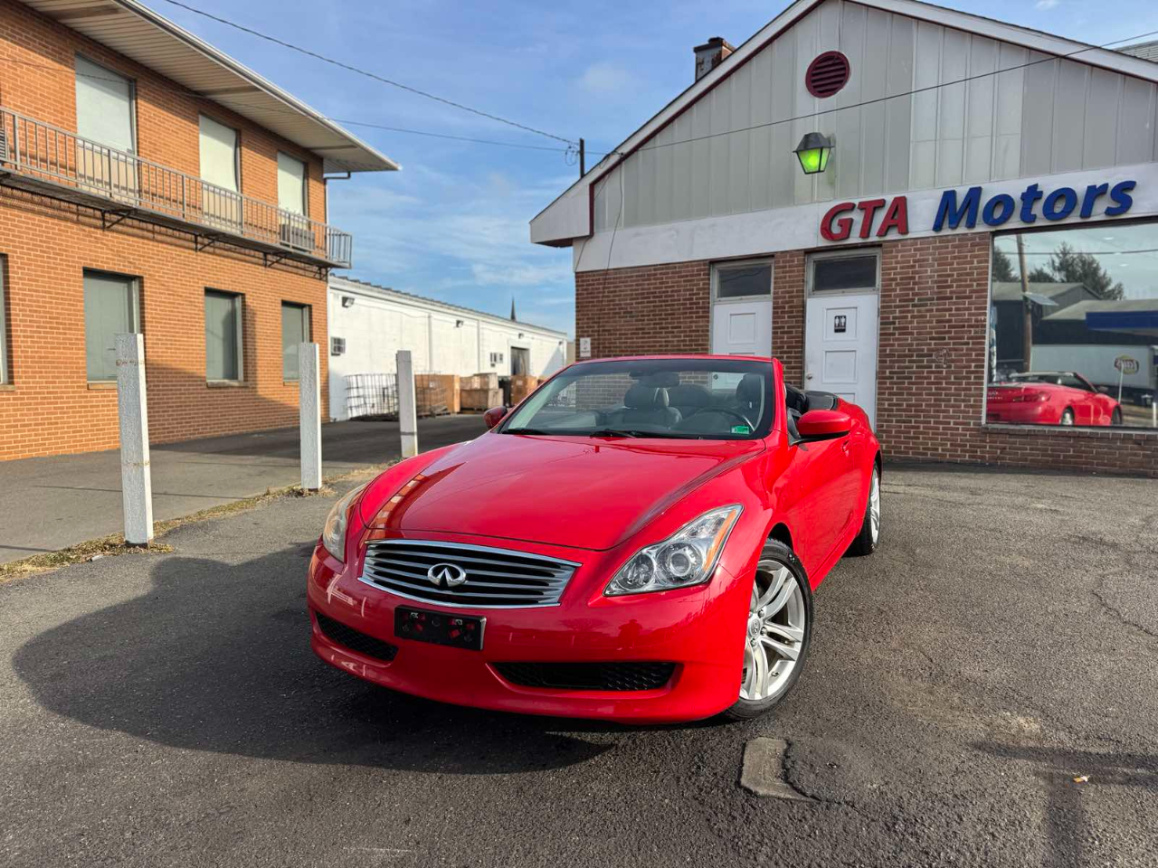 Infiniti G37 Convertible 2dr Base 2009