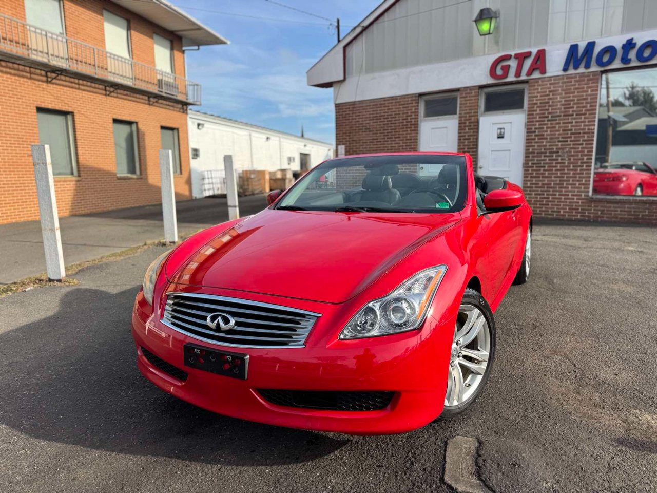 Infiniti G37 Convertible 2dr Base 2009