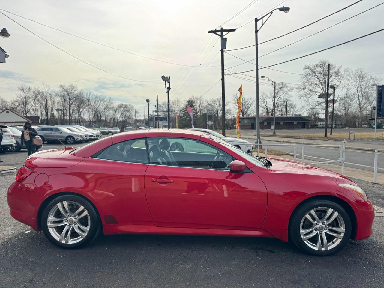 Infiniti G37 Convertible 2dr Base 2009