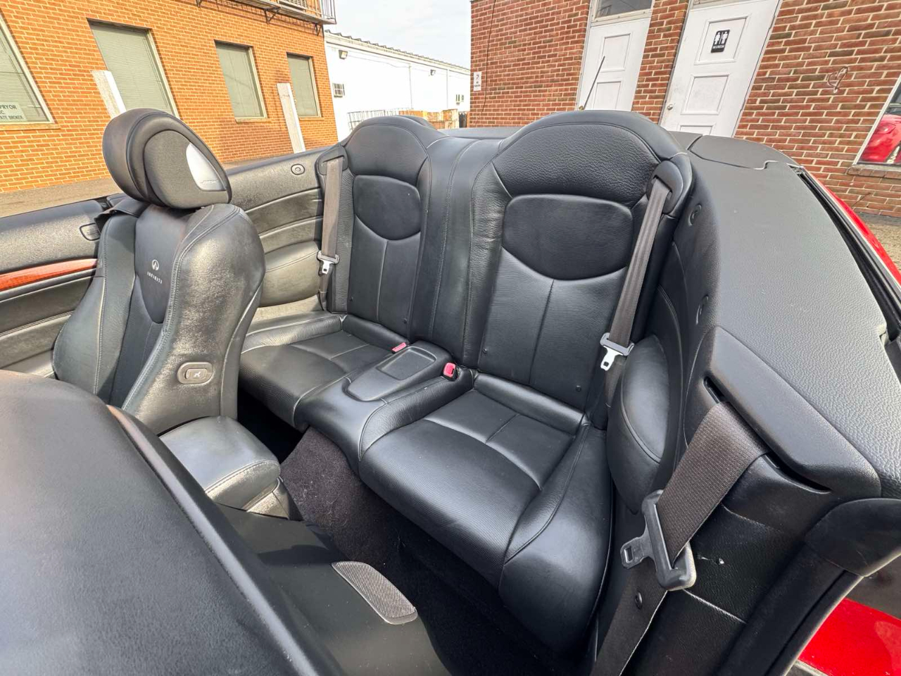 Infiniti G37 Convertible 2dr Base 2009