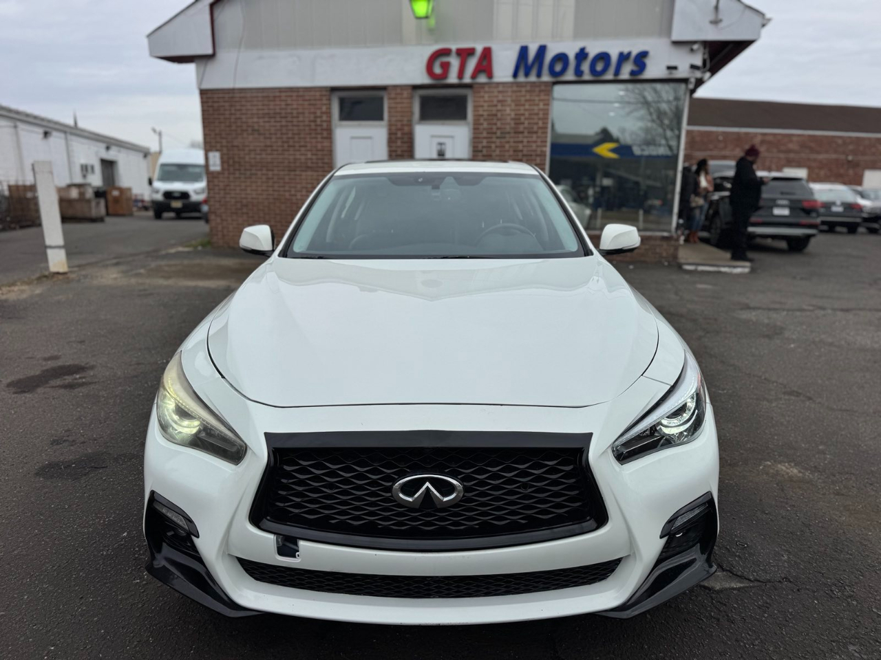 Infiniti Q50 4dr Sdn Premium AWD 2014