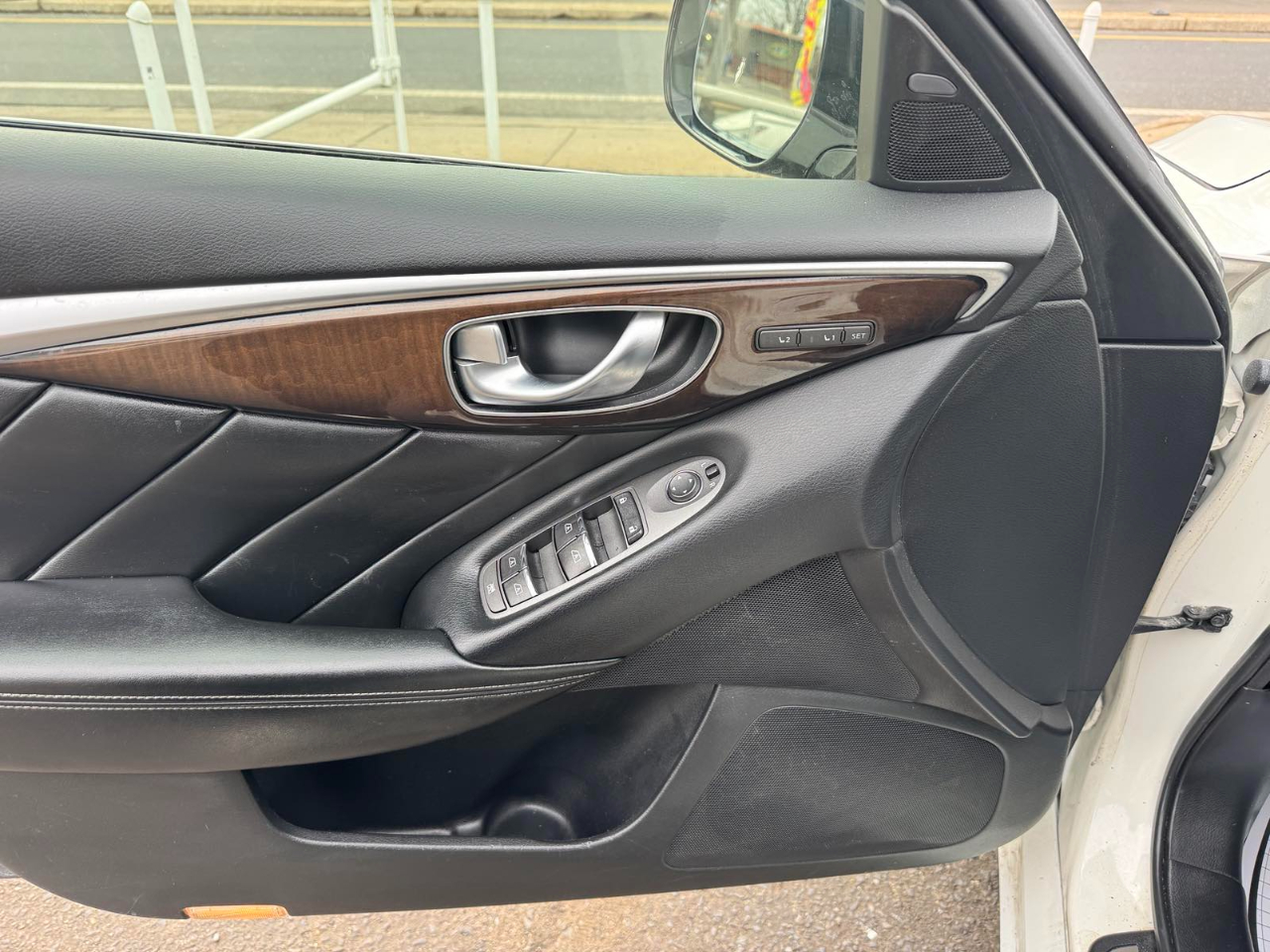 Infiniti Q50 4dr Sdn Premium AWD 2014