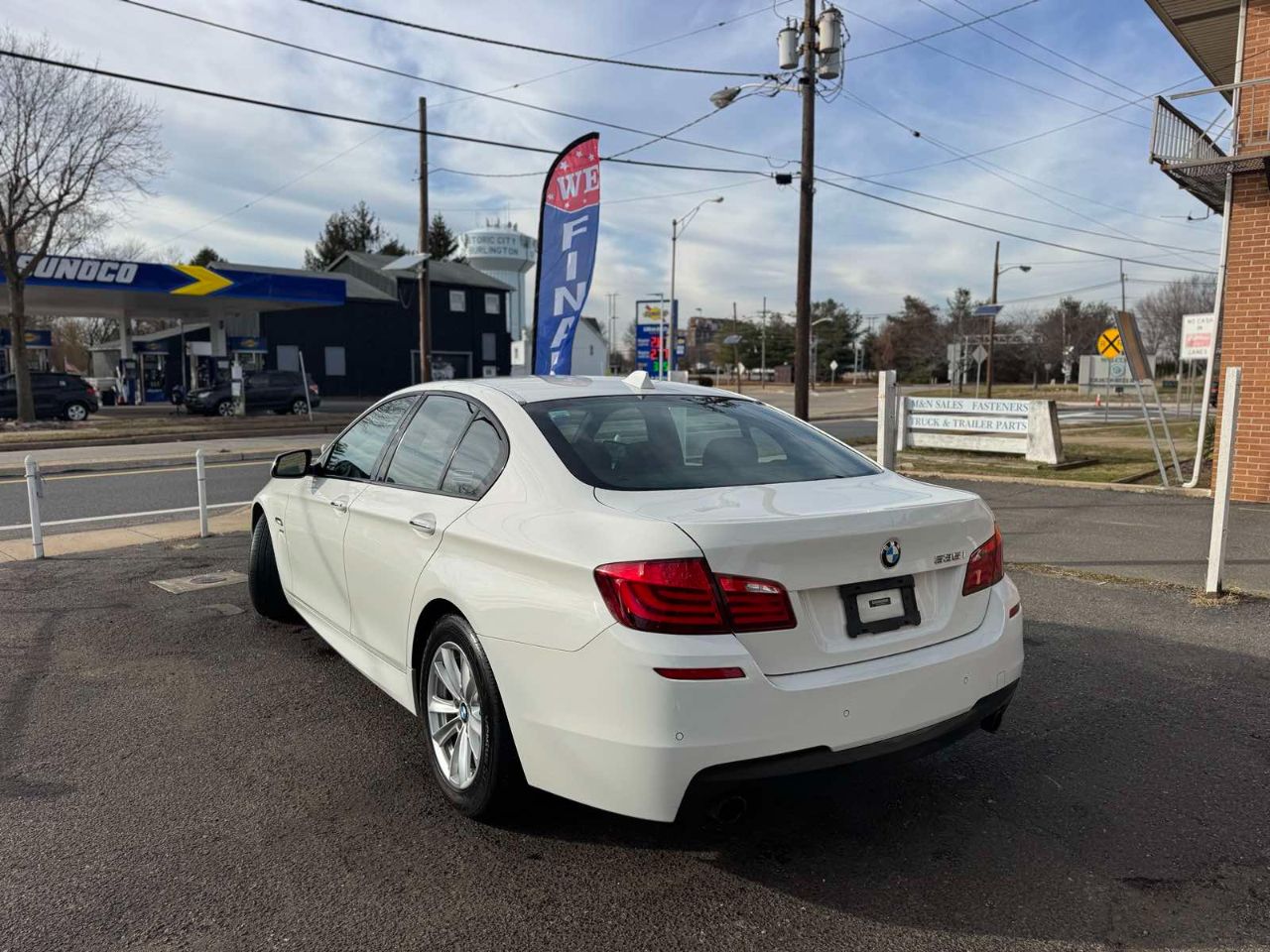 BMW 5 Series 4dr Sdn 535i xDrive AWD 2012