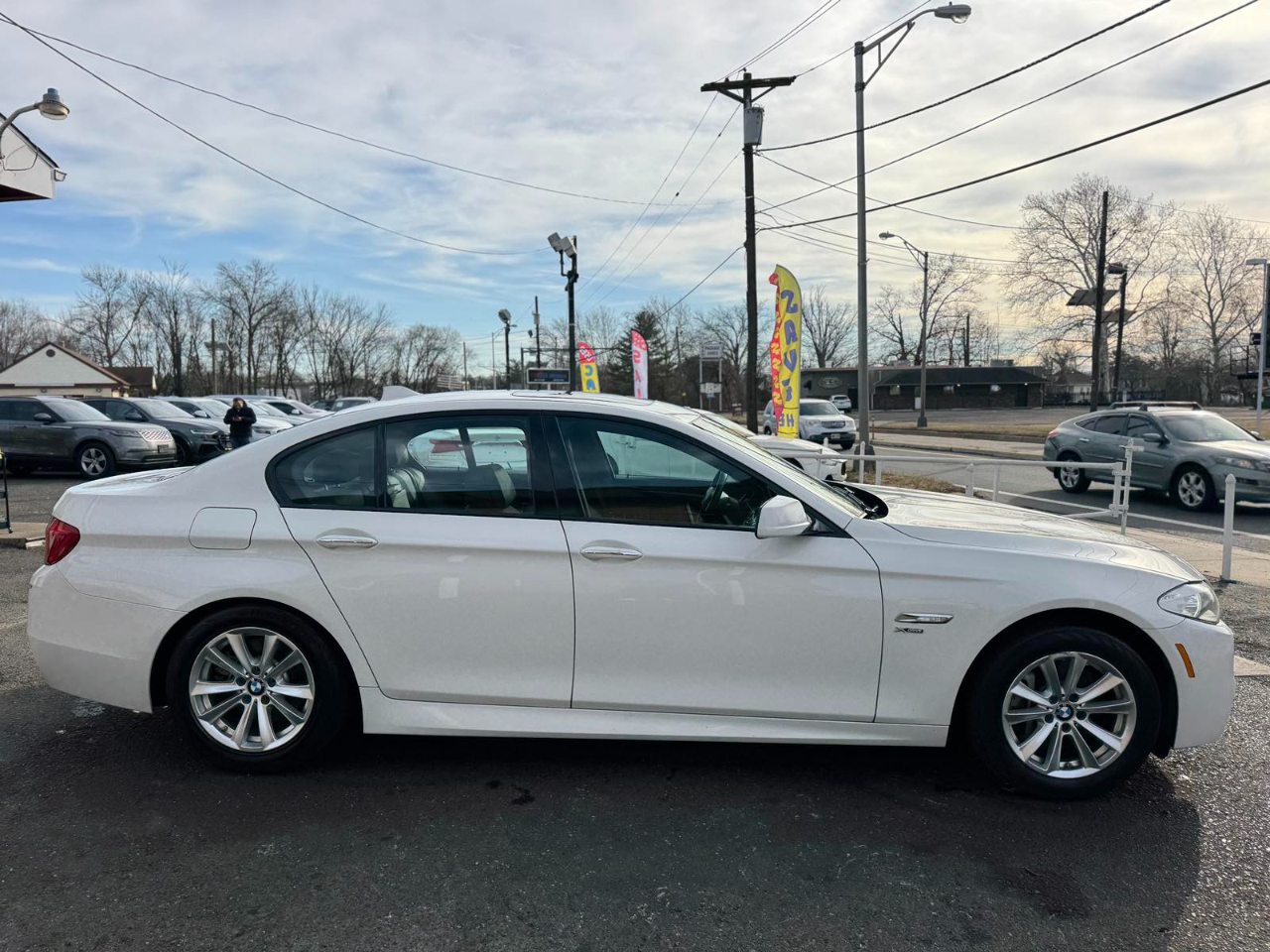 BMW 5 Series 4dr Sdn 535i xDrive AWD 2012