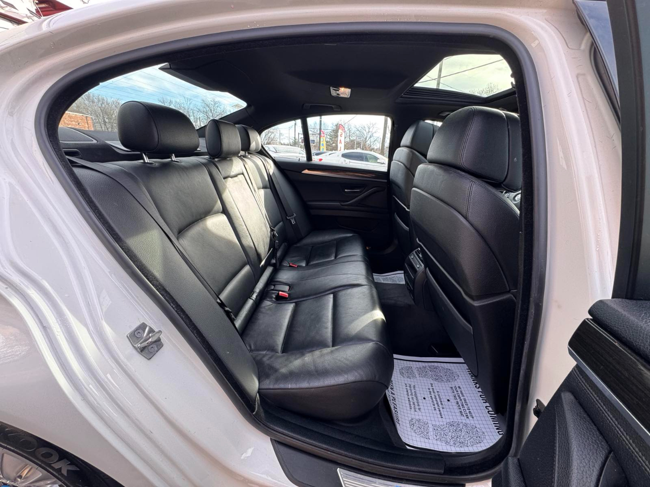 BMW 5 Series 4dr Sdn 535i xDrive AWD 2012