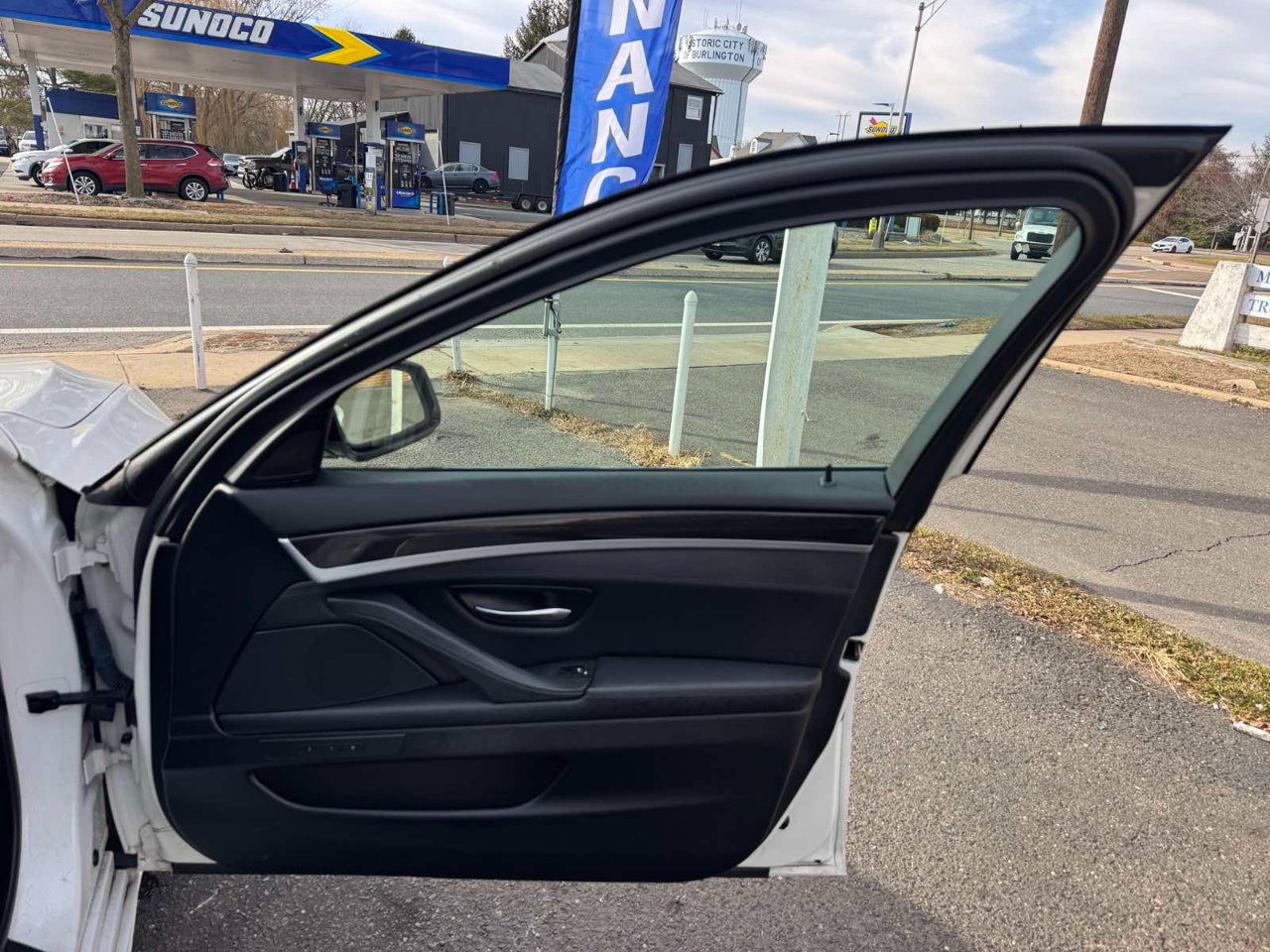 BMW 5 Series 4dr Sdn 535i xDrive AWD 2012