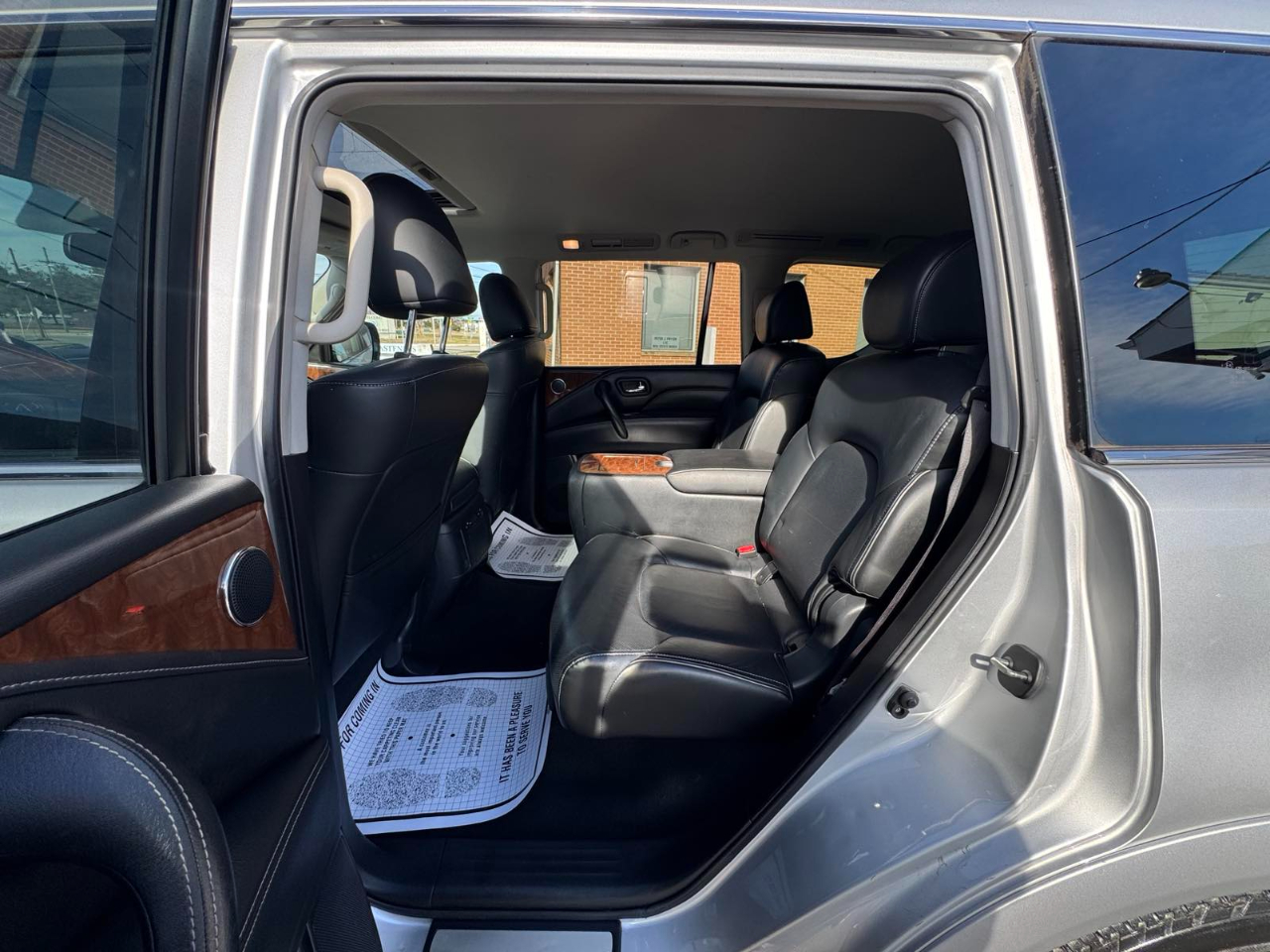 Infiniti QX80 LUXE AWD 2019