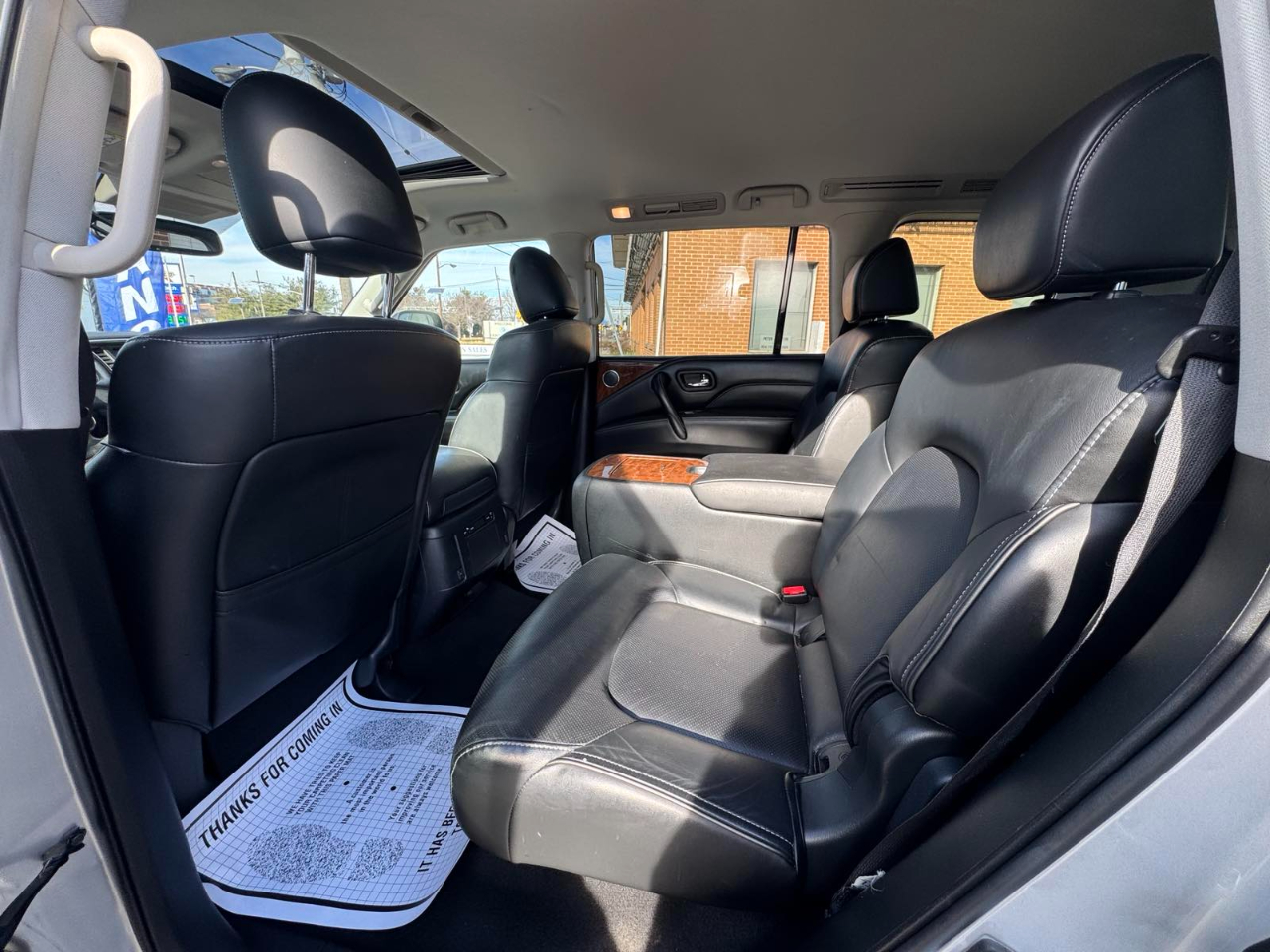 Infiniti QX80 LUXE AWD 2019